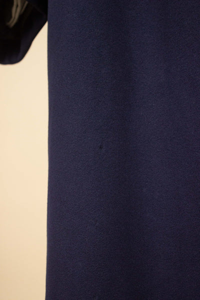 SWEDISH 1960S DARK BLUE SINGLE BREASTED RAGLAN OVERCOAT BY TIGER. SIZE CA EU 48-50