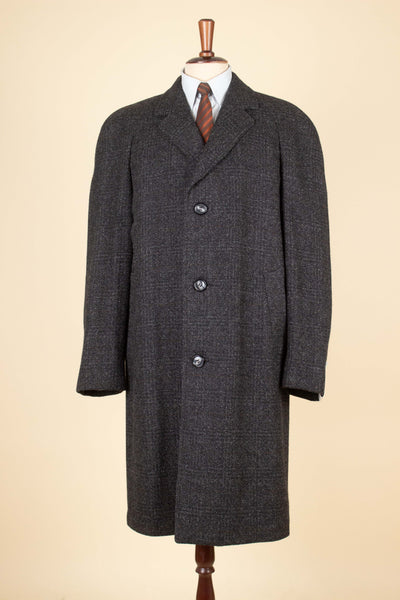 SWEDISH 1960S GREY CHECKERED DEADSTOCK RAGLAN OVERCOAT BY SIR. SIZE CA EU 48-50