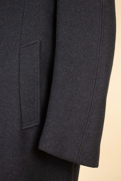 SWEDISH 1950S DARK GREY SINGLE BREASTED OVERCOAT BY WIDENGRENS. SIZE CA EU 48