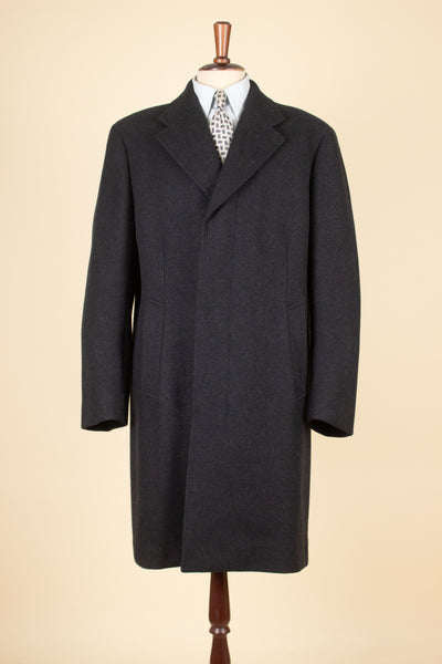 SWEDISH 1950S DARK GREY SINGLE BREASTED OVERCOAT BY WIDENGRENS. SIZE CA EU 48