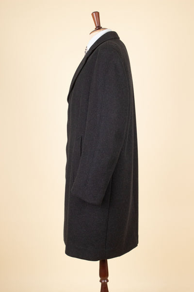 SWEDISH 1950S DARK GREY SINGLE BREASTED OVERCOAT BY WIDENGRENS. SIZE CA EU 48