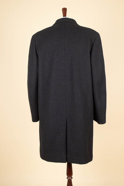 SWEDISH 1950S DARK GREY SINGLE BREASTED OVERCOAT BY WIDENGRENS. SIZE CA EU 48