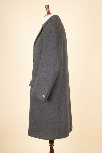 SWEDISH BESPOKE 1955 GREY DOUBLE BREASTED OVERCOAT BY OHLSSONS. SIZE CA EU 48-50