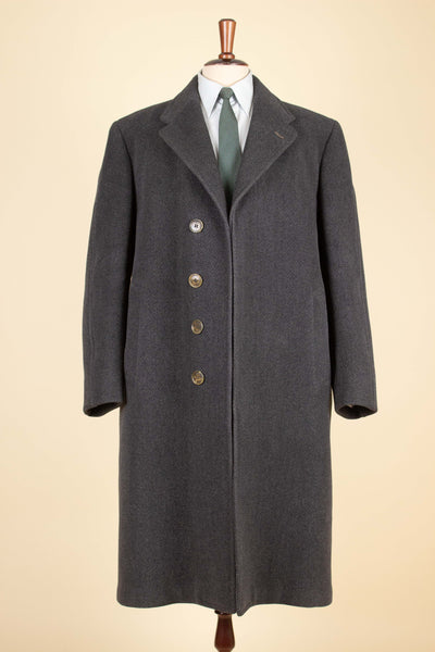 SWEDISH 1930S GREY SINGLE BREASTED HERRINGBONE OVERCOAT. SIZE CA EU 50