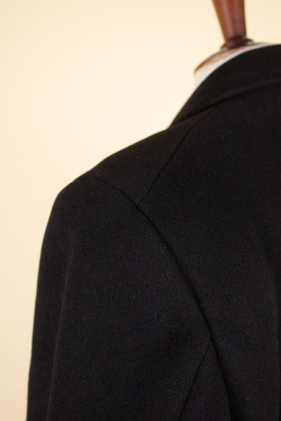 SWEDISH 1930S BLACK DOUBLE BREASTED HEAVYWEIGHT OVERCOAT BY MATADOR. SIZE CA EU 46