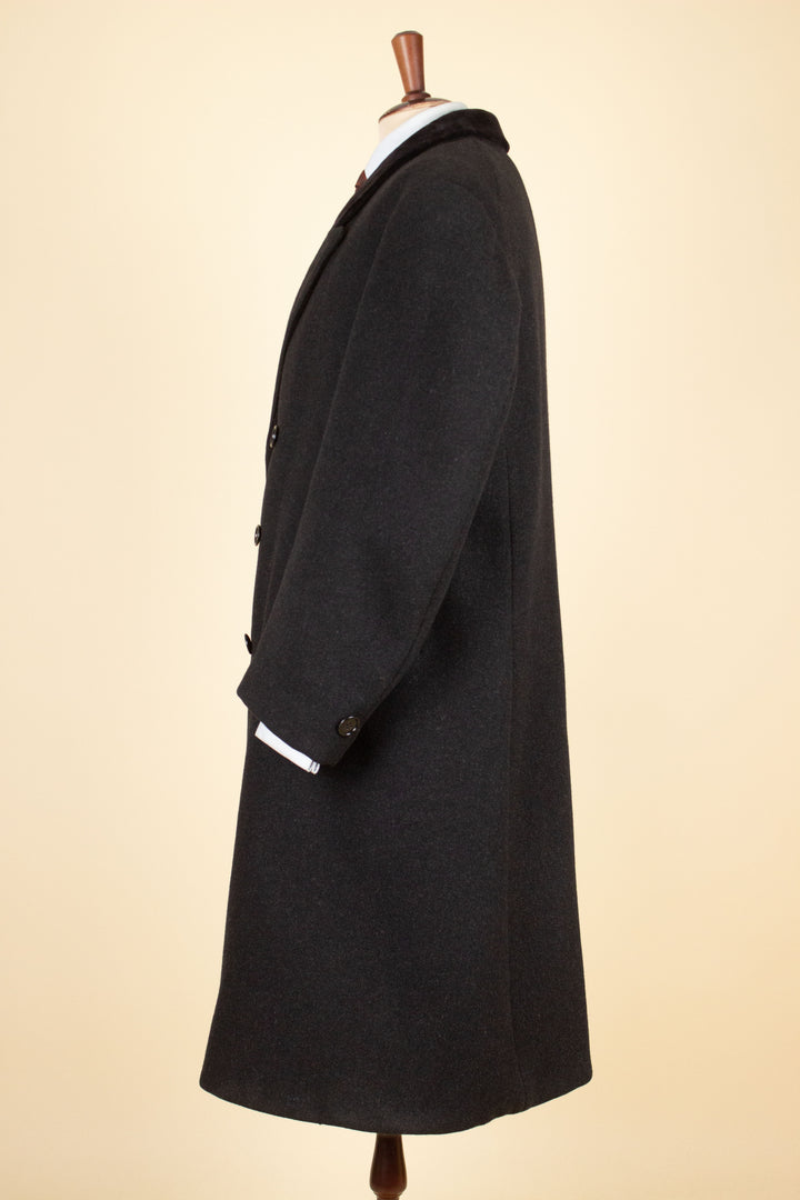 SWEDISH 1920S DARK GREY CHESTERFIELD COAT. SIZE CA EU 48 – A