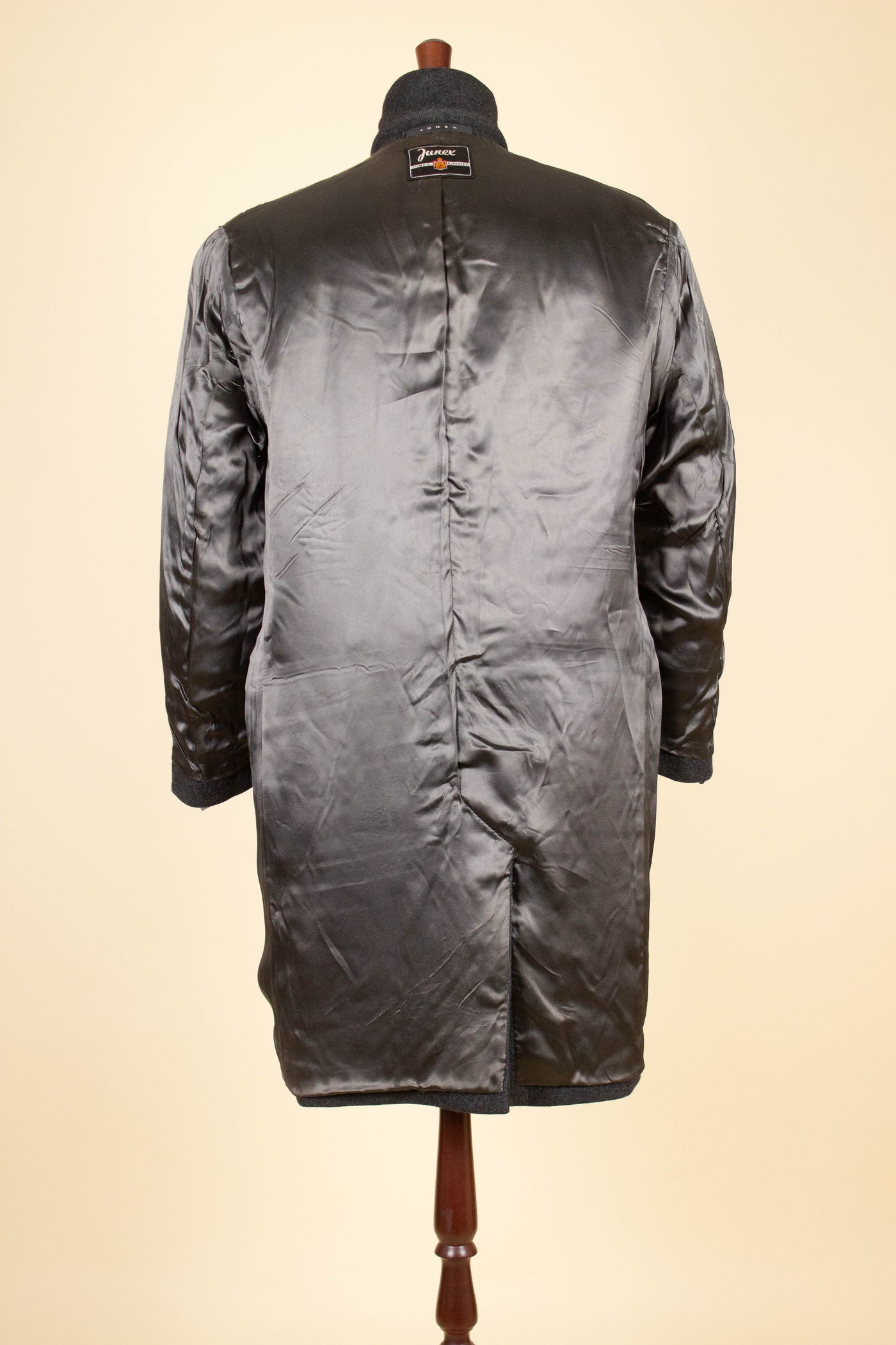 SWEDISH 1950S DOUBLE BREASTED DARK GREY TWILL OVERCOAT BY JUNEX. SIZE CA EU 48