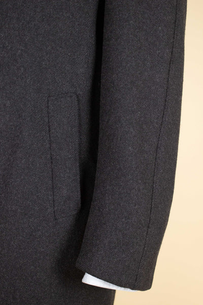 SWEDISH 1940S/1950S DARK GREY SINGLE BREASTED OVERCOAT BY RAPPSON. SIZE CA EU 50