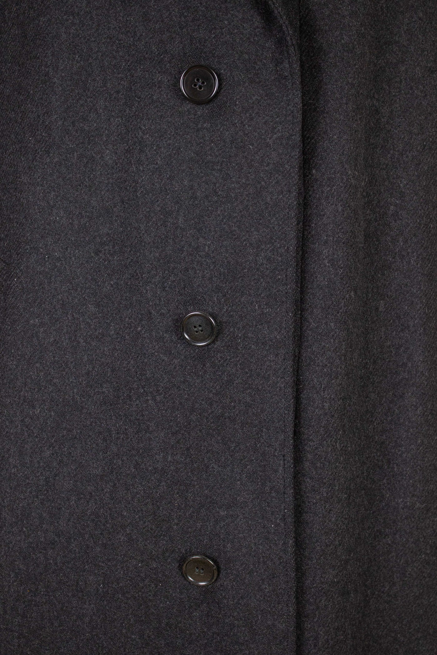 SWEDISH 1940S/1950S DARK GREY SINGLE BREASTED OVERCOAT BY RAPPSON. SIZE CA EU 50