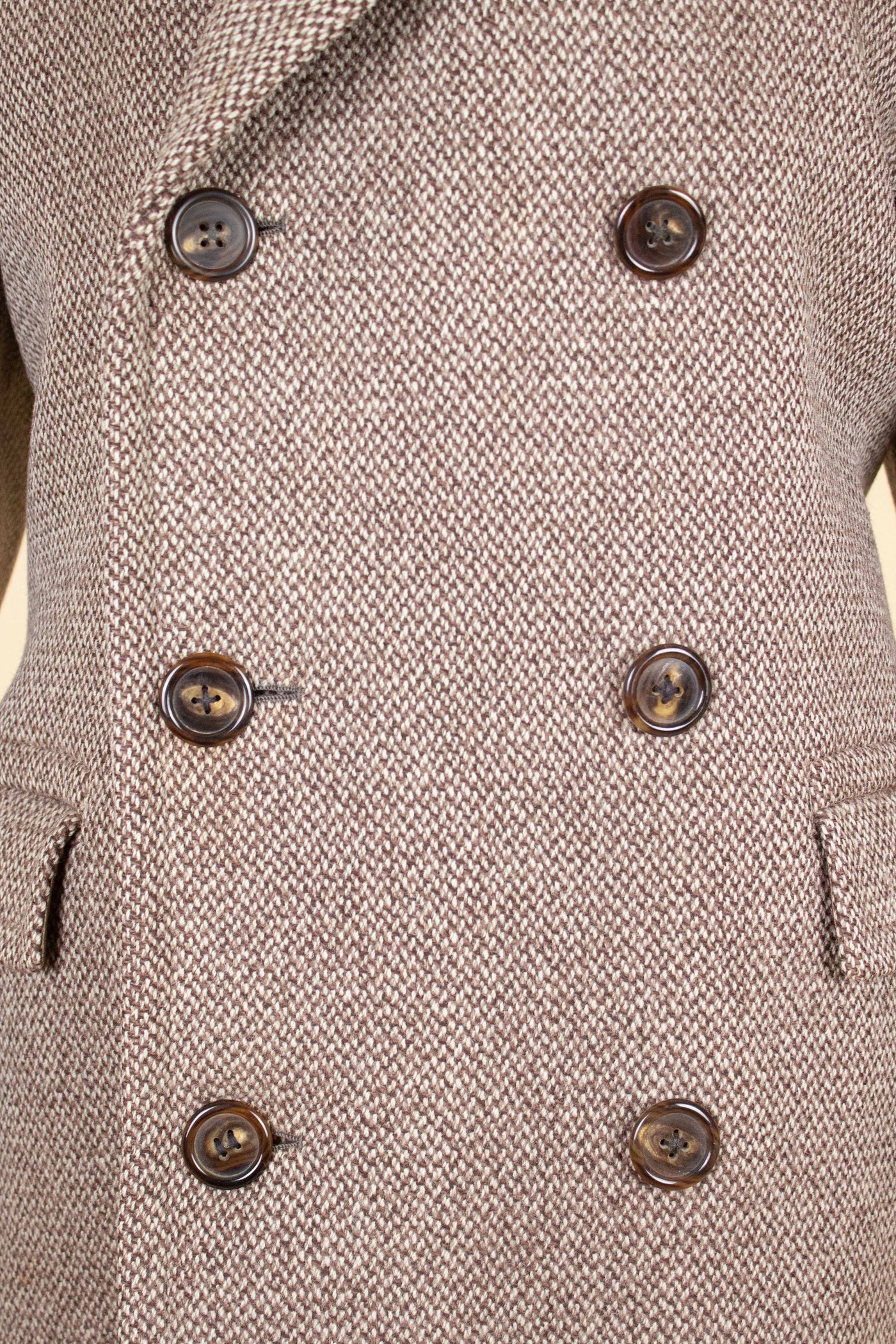 SWEDISH 1957 LIGHT BROWN DOUBLE BREASTED BESPOKE OVERCOAT BY PUB. SIZE CA EU 52-54