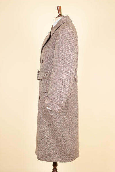 SWEDISH 1957 LIGHT BROWN DOUBLE BREASTED BESPOKE OVERCOAT BY PUB. SIZE CA EU 52-54