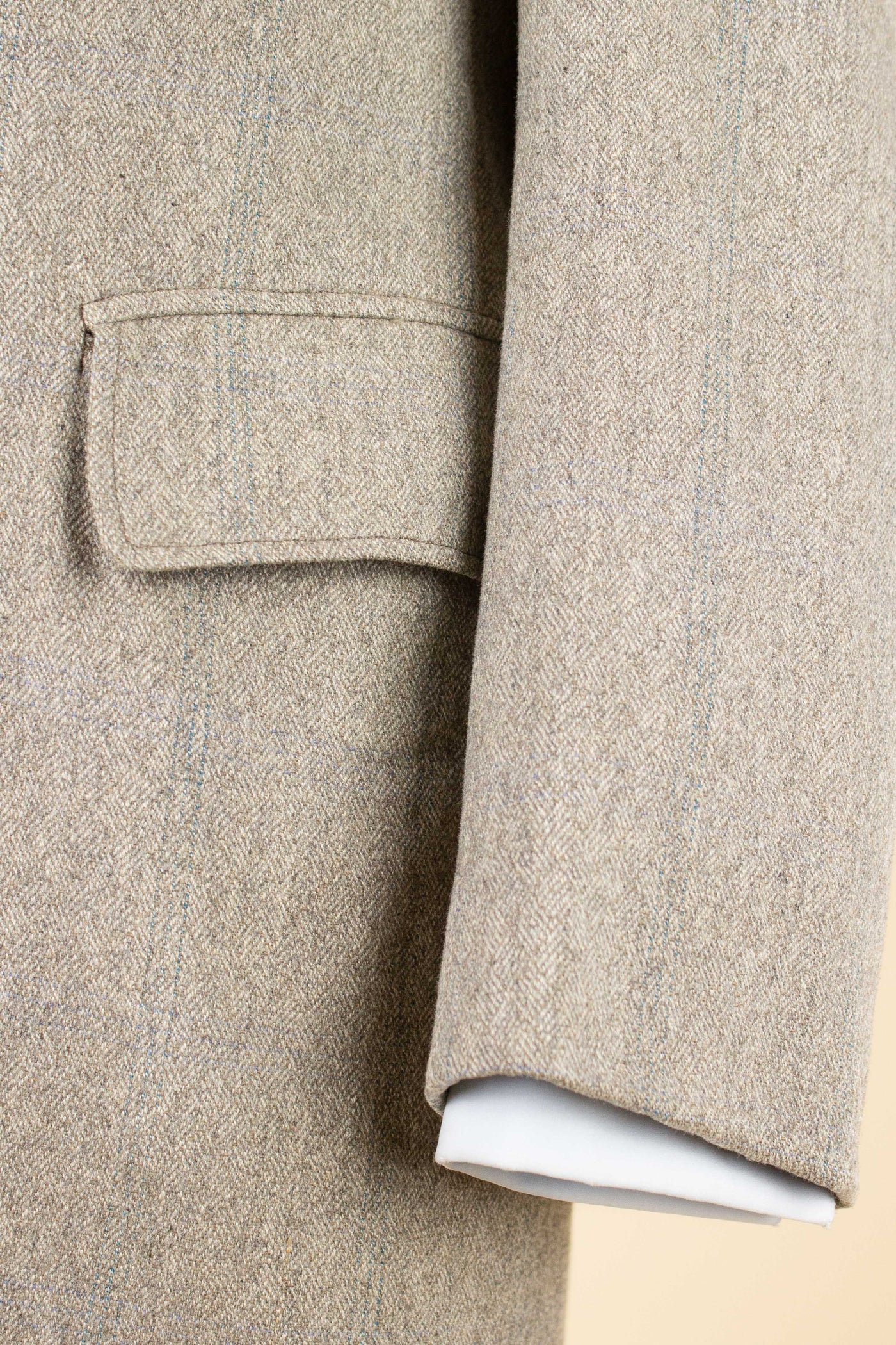 SWEDISH 1920S GREY/GREEN STRIPED DOUBLE BREASTED OVERCOAT. SIZE CA EU 46