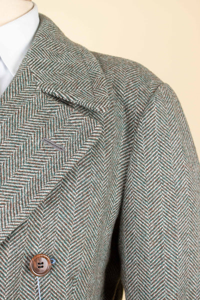 SWEDISH 1930S/1940S GREEN HERRINGBONE DEADSTOCK TWEED COAT BY HELLTEX. SIZE CA EU 46