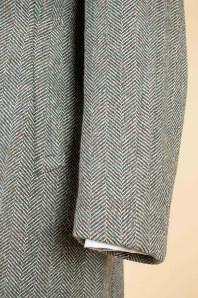 SWEDISH 1930S/1940S GREEN HERRINGBONE DEADSTOCK TWEED COAT BY HELLTEX. SIZE CA EU 46