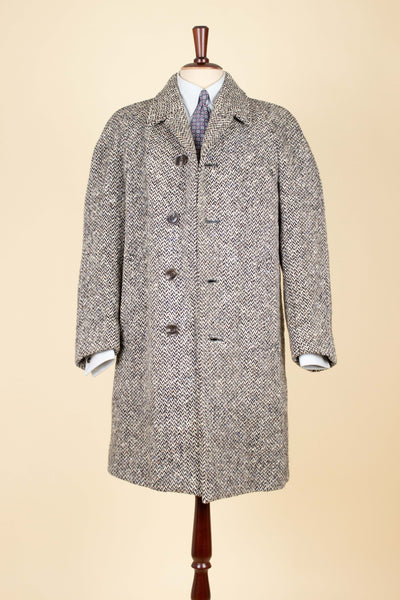 SWEDISH 1950S/1960S SALT&PEPPER/HERRINGBONE RAGLAN OVERCOAT BY STRÖMS. SIZE CA EU 44-46