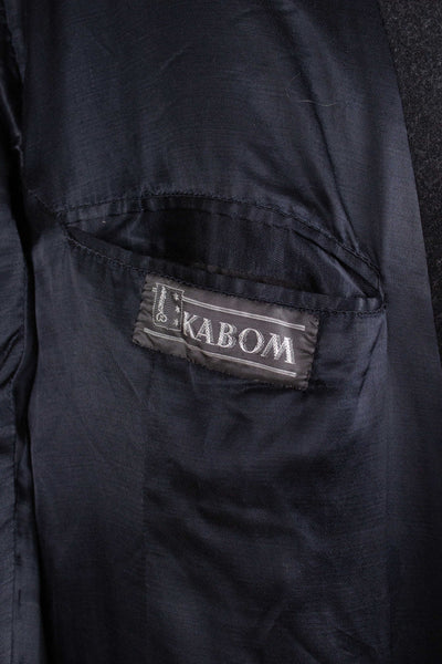 SWEDISH 1940S DARK GREY SINGLE BREASTED OVERCOAT BY KABOM. SIZE CA EU 50-52
