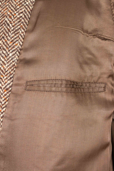 SWEDISH 1930S/1940S BROWN HERRINGBONE RAGLAN TWEED OVERCOAT. SIZE CA EU 48