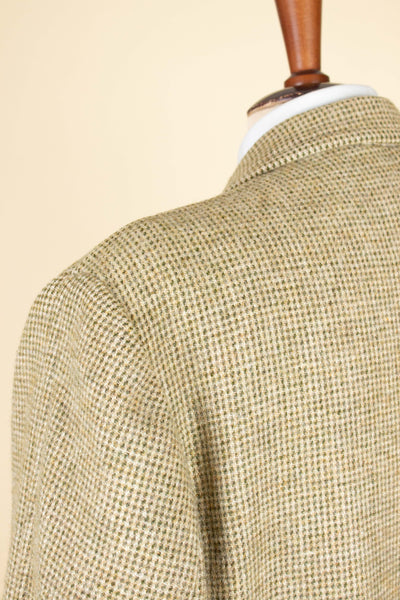 SWEDISH 1950S LIGHT GREEN SINGLE BREASTED TWEED OVERCOAT BY NORDISKA KOMPANIET. SIZE CA EU 48