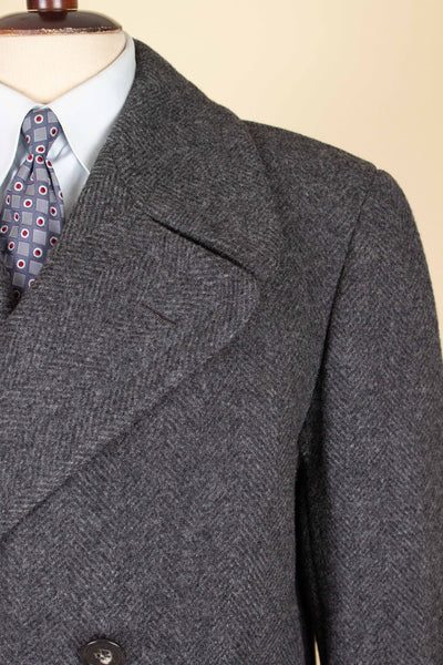 SWEDISH 1940S/1950S DARK GREY HERRINGBONE OVERCOAT BY RANG. SIZE CA EU 46-48