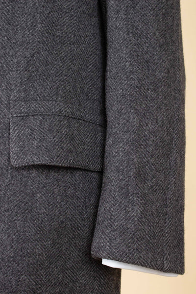 SWEDISH 1940S/1950S DARK GREY HERRINGBONE OVERCOAT BY RANG. SIZE CA EU 46-48