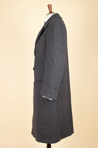 SWEDISH 1940S/1950S DARK GREY HERRINGBONE OVERCOAT BY RANG. SIZE CA EU 46-48