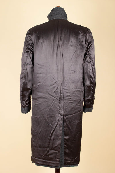 SWEDISH 1940S/1950S DARK GREY HERRINGBONE OVERCOAT BY RANG. SIZE CA EU 46-48