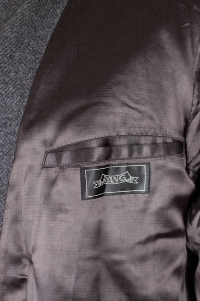 SWEDISH 1940S/1950S DARK GREY HERRINGBONE OVERCOAT BY RANG. SIZE CA EU 46-48