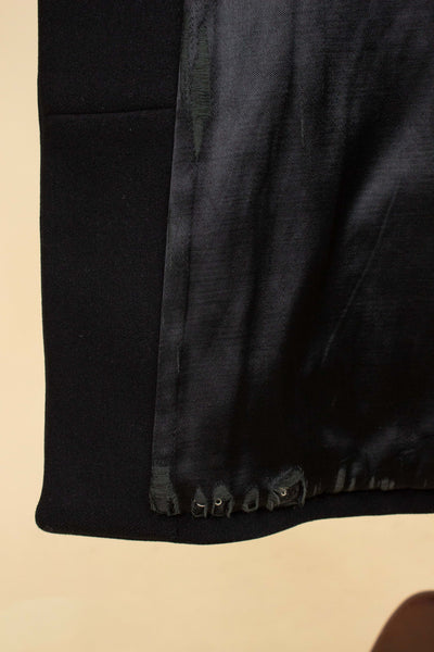 SWEDISH 1930S BLACK DOUBLE BREASTED OVERCOAT BY JUNEX. SIZE CA EU 46 LONG