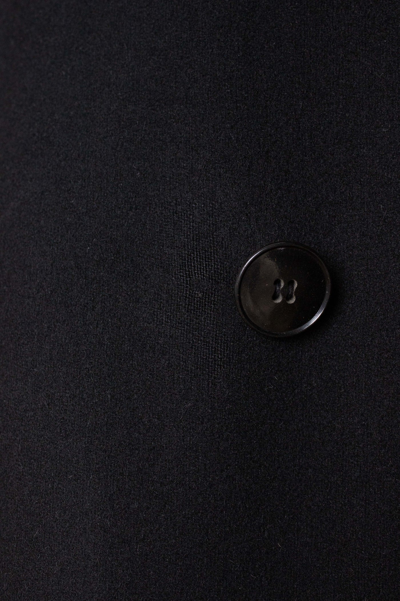 SWEDISH 1930S BLACK DOUBLE BREASTED OVERCOAT BY JUNEX. SIZE CA EU 46 LONG