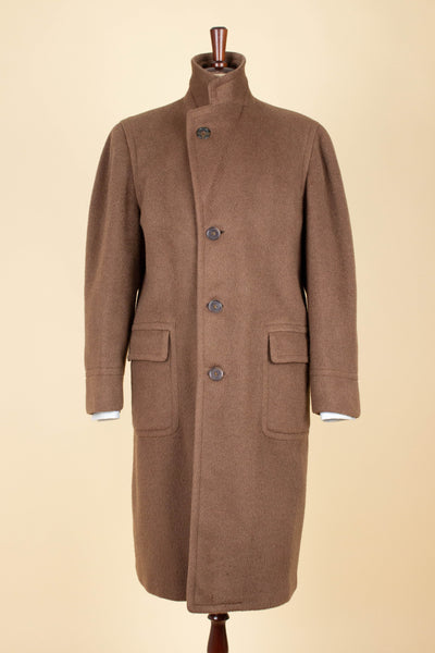 AMERICAN 1950S CHOCOLATE BROWN CAMEL WOOL SINGLE BREASTED OVERCOAT. SIZE CA EU 46-48