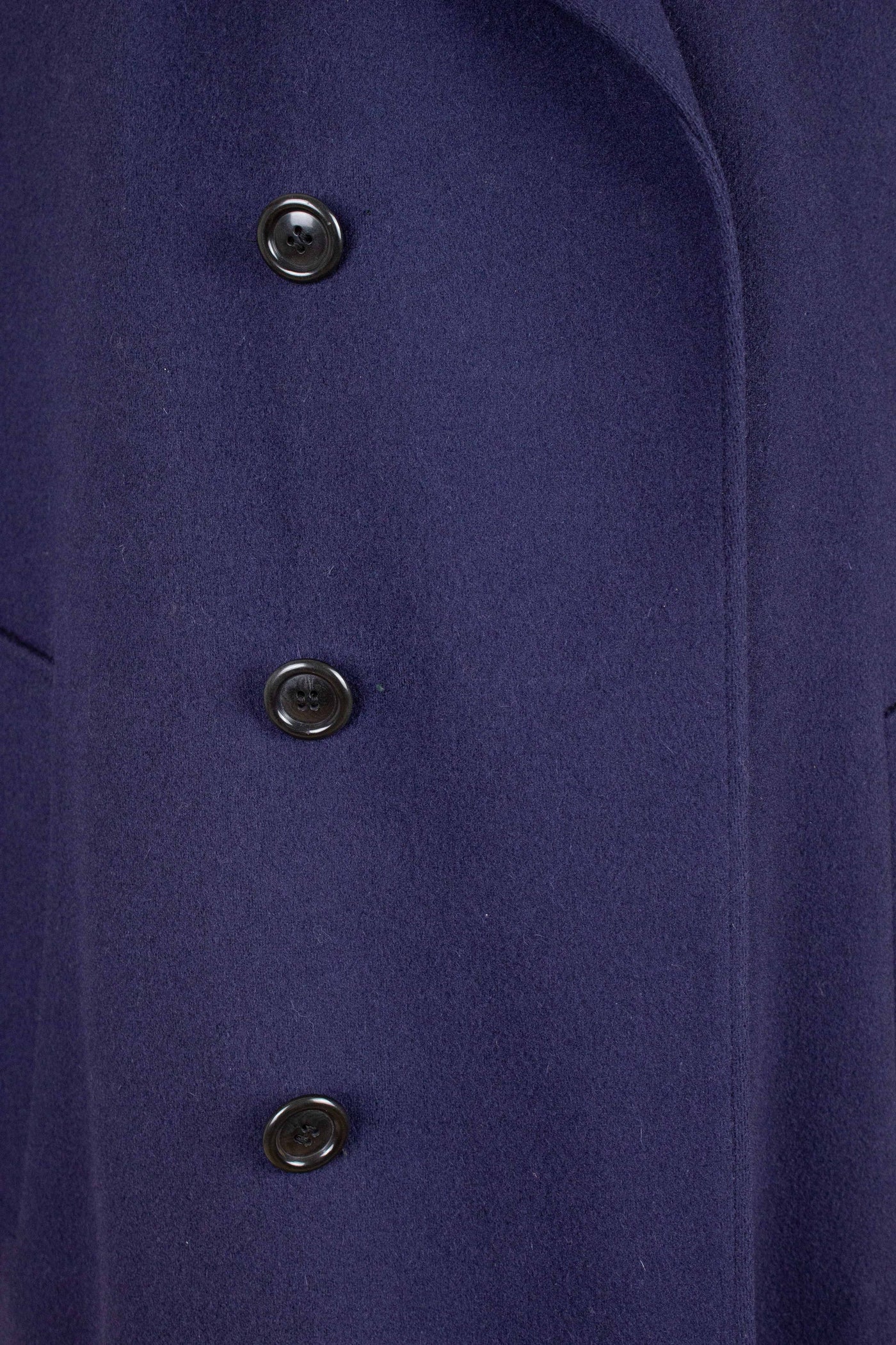 SWEDISH 1940S/1950S NAVY BLUE SINGLE BREASTED OVERCOAT BY WIDENGRENS. SIZE CA EU 48