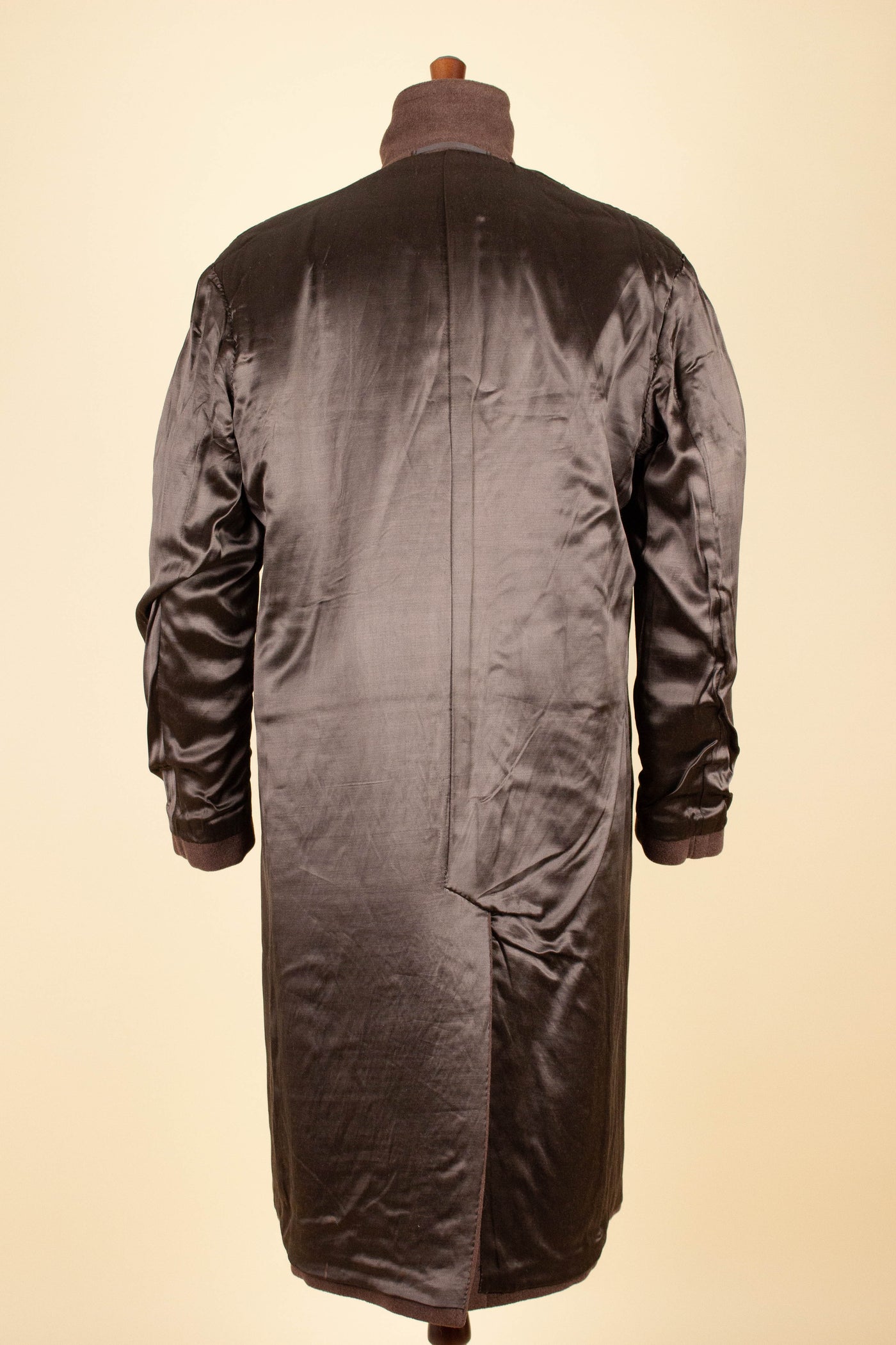 SWEDISH 1940S/1950S CHOCOLATE BROWN DOUBLE BREASTED SUIT BY KABOM. SIZE CA EU 46-48