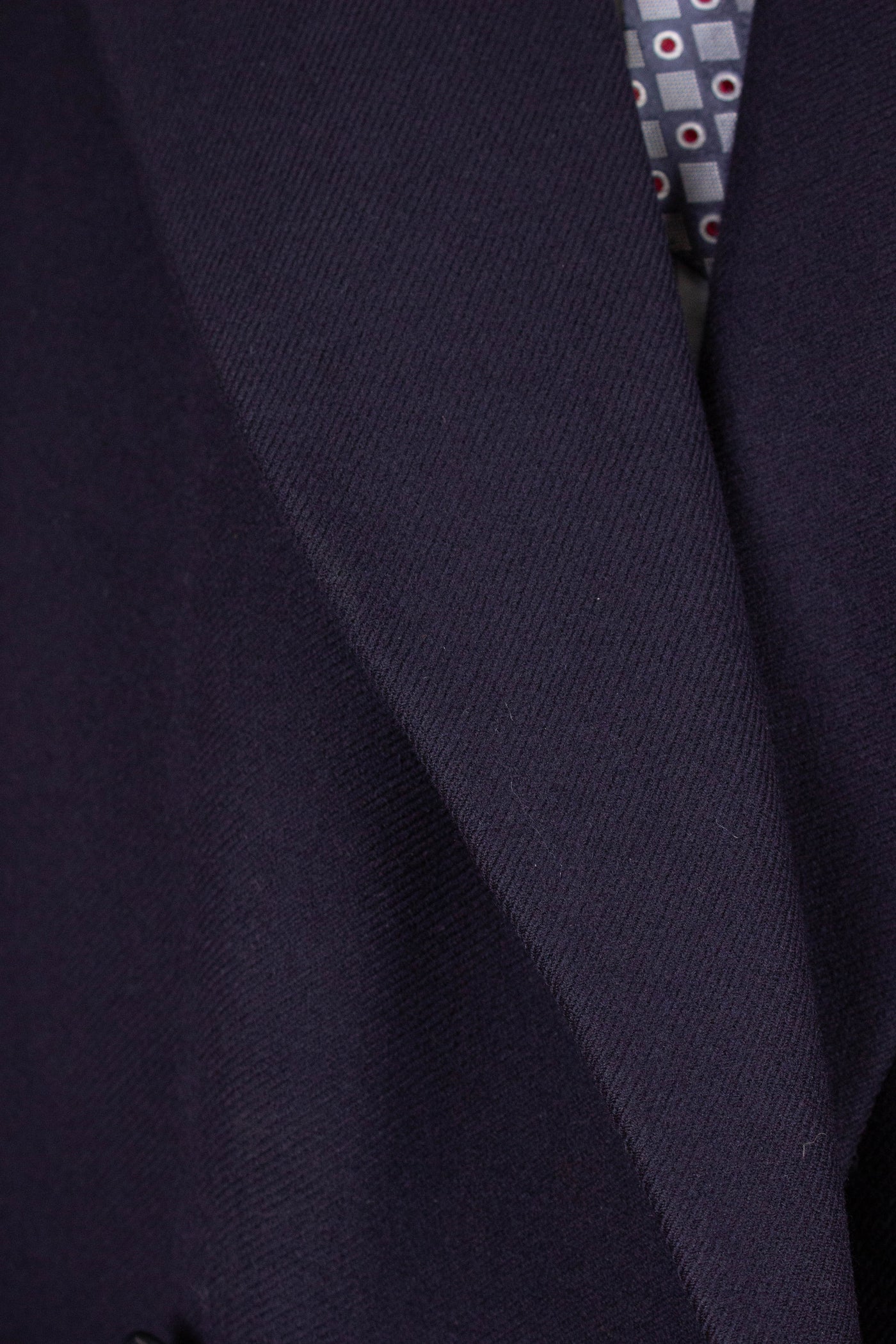 1930S/1940S NAVY BLUE DOUBLE BREASTED OVERCOAT BY UKNOWN MAKER. SIZE CA EU 56-58 SHORT