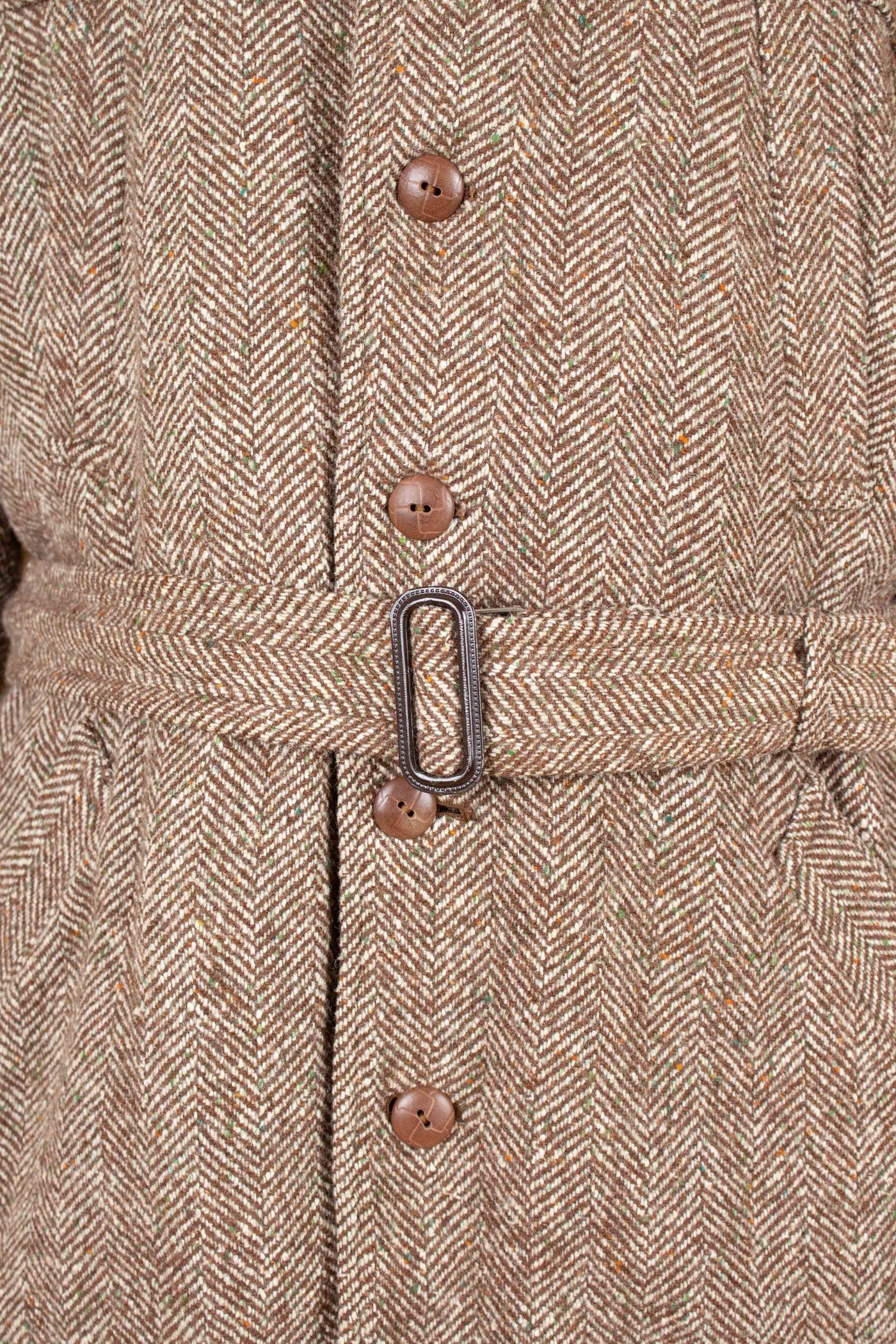 SWEDISH 1940S BROWN HERRINGBONE BELTED TWEED JACKET. SIZE CA EU 48