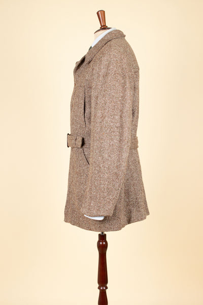 SWEDISH 1940S BROWN HERRINGBONE BELTED TWEED JACKET. SIZE CA EU 48