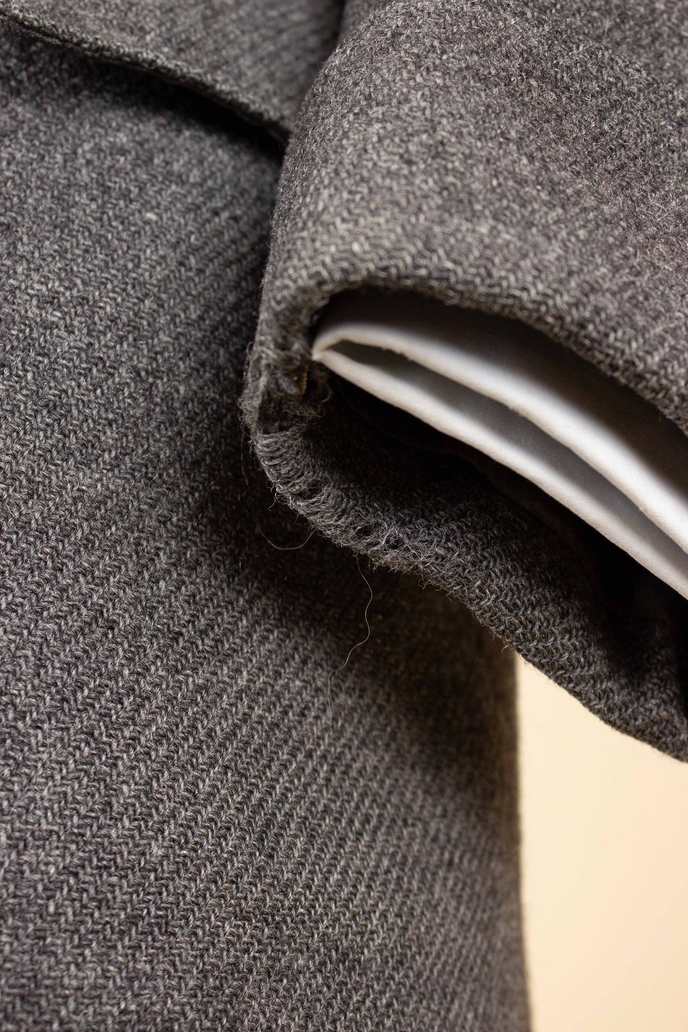 SWEDISH 1956 GREY HARRIS TWEED BESPOKE OVERCOAT WITH FUR COLLAR AND LINING. SIZE CA EU 44-46