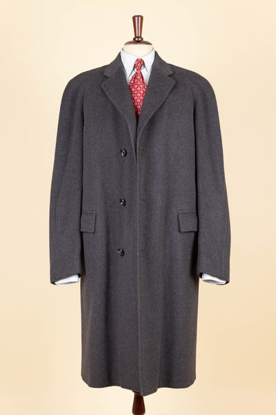 SWEDISH 1950S GREY RAGLAN SINGLE BREASTED OVERCOAT BY PINGVIN. SIZE CA EU 50