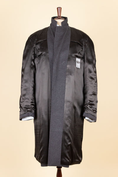 SWEDISH 1950S GREY RAGLAN SINGLE BREASTED OVERCOAT BY PINGVIN. SIZE CA EU 50