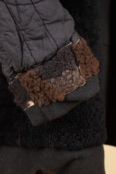 SWEDISH 1940S/1950S BLACK DOUBLE BREASTED SHORT OVERCOAT WITH FUR COLLAR AND LINING. SIZE CA EU 56