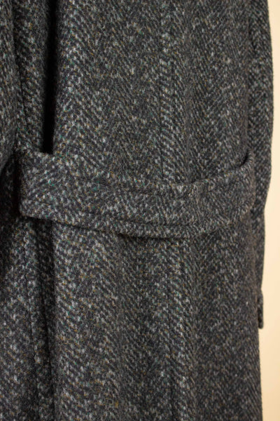 GERMAN 1950S/1960S GREY MOTTLED RAGLAN TWEED COAT BY SCHITTKOW BEKLEIDUNG. SIZE CA EU 48