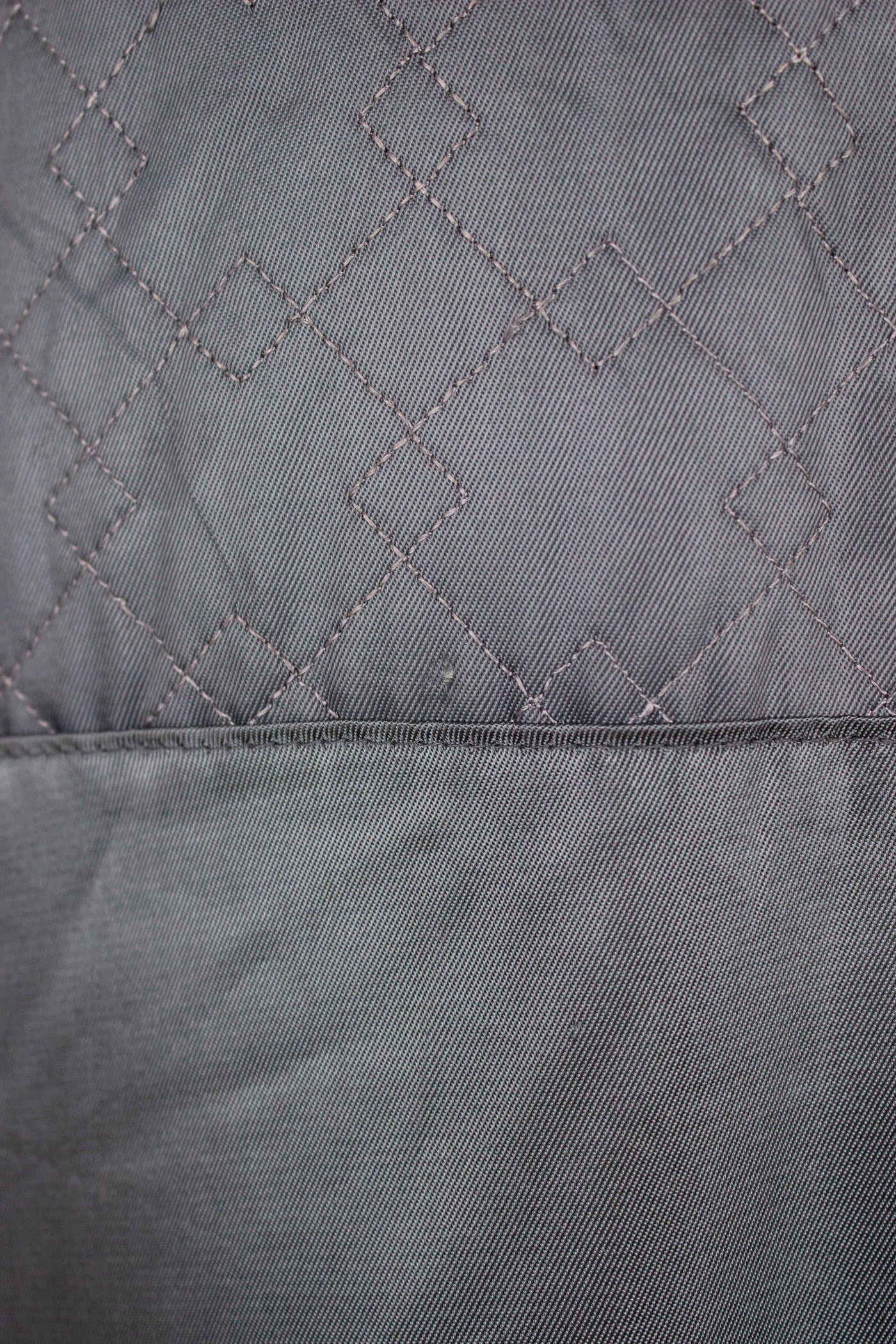 GERMAN 1950S/1960S GREY MOTTLED RAGLAN TWEED COAT BY SCHITTKOW BEKLEIDUNG. SIZE CA EU 48