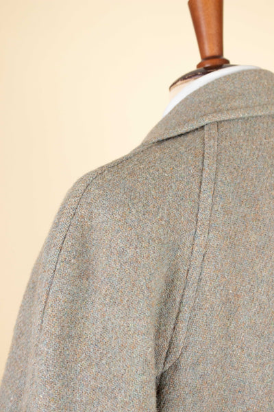 BRITISH 1940S/1950S GREEN-GREY HARRIS TWEED OVERCOAT BY TRENT. SIZE CA EU 46