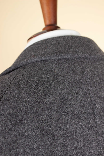 SWEDISH 1940S GREY RAGLAN OVERCOAT BY DRESS. SIZE CA EU 46