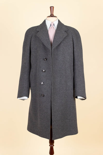 SWEDISH 1940S GREY RAGLAN OVERCOAT BY DRESS. SIZE CA EU 46