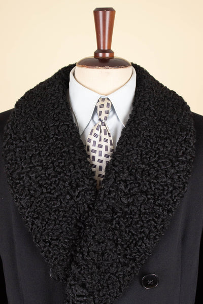 1920S/1930S BLACK DOUBLE BREASTED PERSIAN COLLAR OVERCOAT BY MOLIN & MÖCKLIN. SIZE CA EU 46