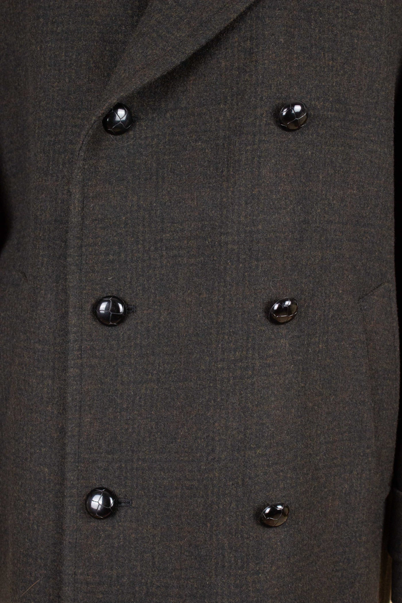 SWEDISH 1950S BROWN CHECKERED DEADSTOCK OVERCOAT BY ALGOTS. SIZE CA EU 56