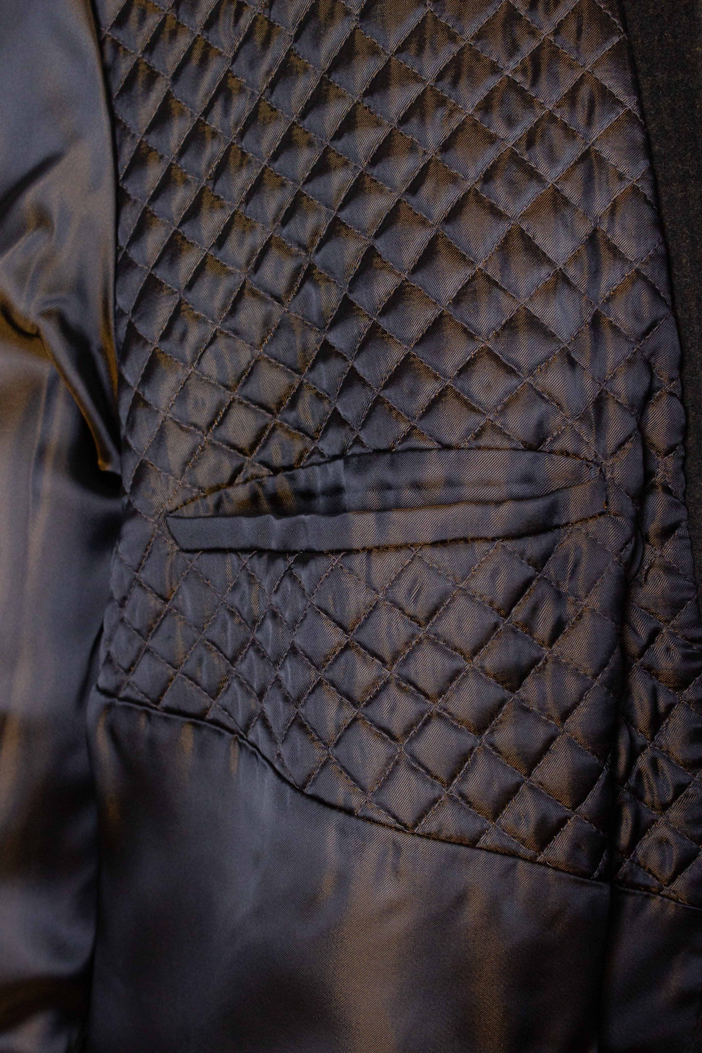 SWEDISH 1950S BROWN CHECKERED DEADSTOCK OVERCOAT BY ALGOTS. SIZE CA EU 56