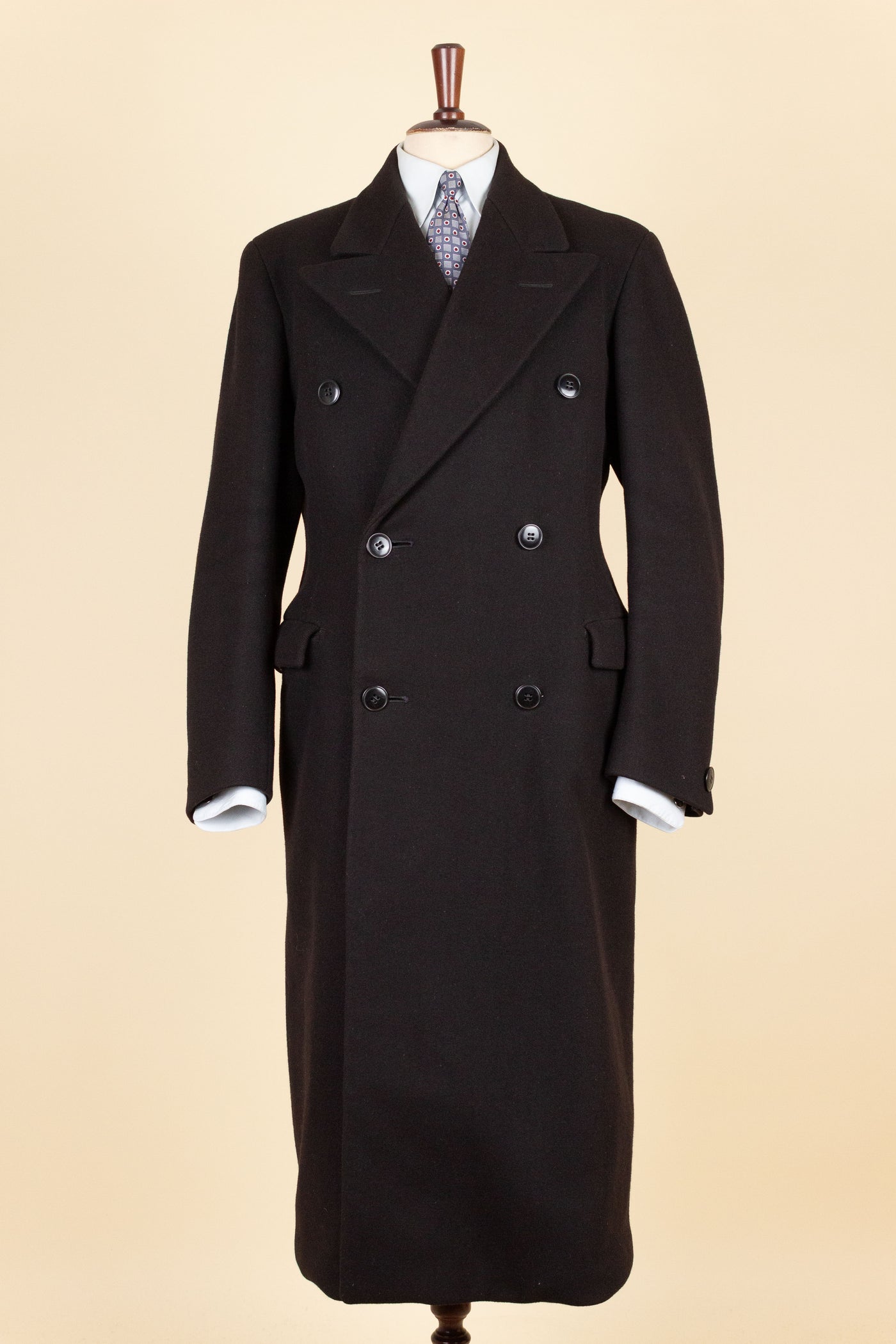 SWEDISH 1930S BLACK DOUBLE BREASTED OVERCOAT BY JOHN LARSSON. SIZE CA EU 46 LONG