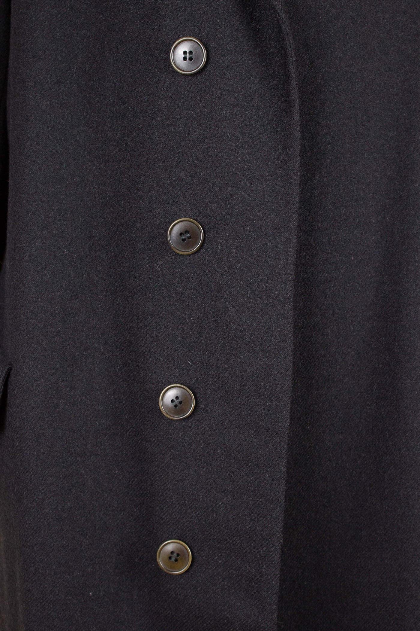 SWEDISH 1940S/1950S BLACK SINGLE BREASTED OVERCOAT. SIZE CA EU 46-48