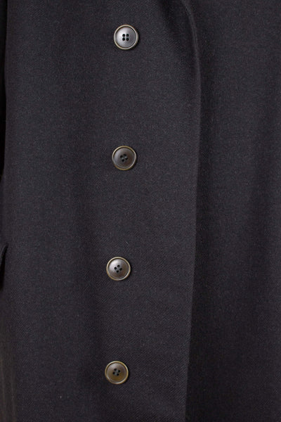 SWEDISH 1940S/1950S BLACK SINGLE BREASTED OVERCOAT. SIZE CA EU 46-48